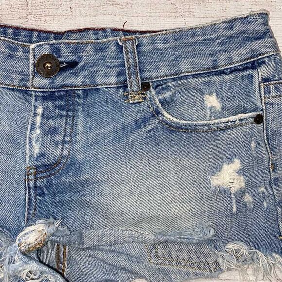American Eagle ripped distressed 100% cotton short shorts sz 4 women - Picture 2 of 8